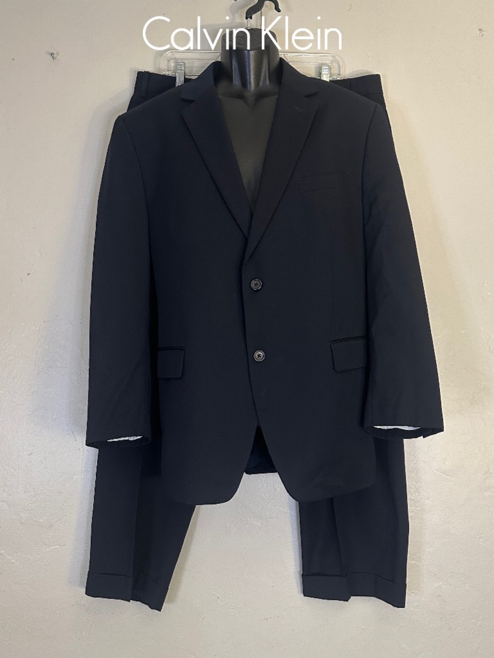 Calvin Klein Full Suit Black 44S Pants 37" waist 28" inseam Gently worn 70% wool